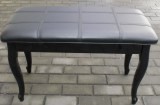 Common piano bench/padded with music box 