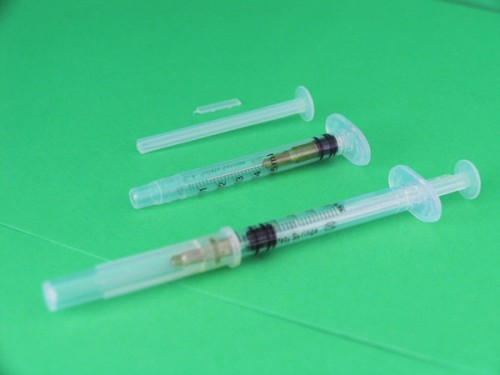 0.5ml Retractable safety syringe auto-disable syringe AD syringe safe syringe